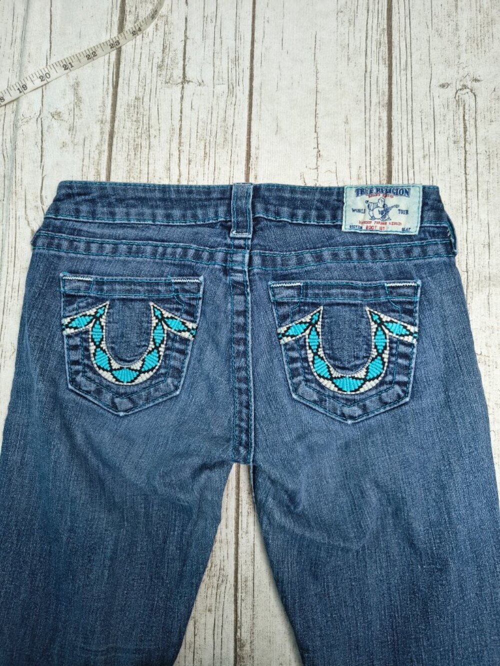 True Religion Blue Denim Jeans Turquoise Embroidered Back Pockets